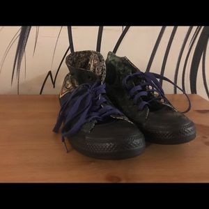 CONVERSE “JOKER” Hi-Top Sneaker M6 W8